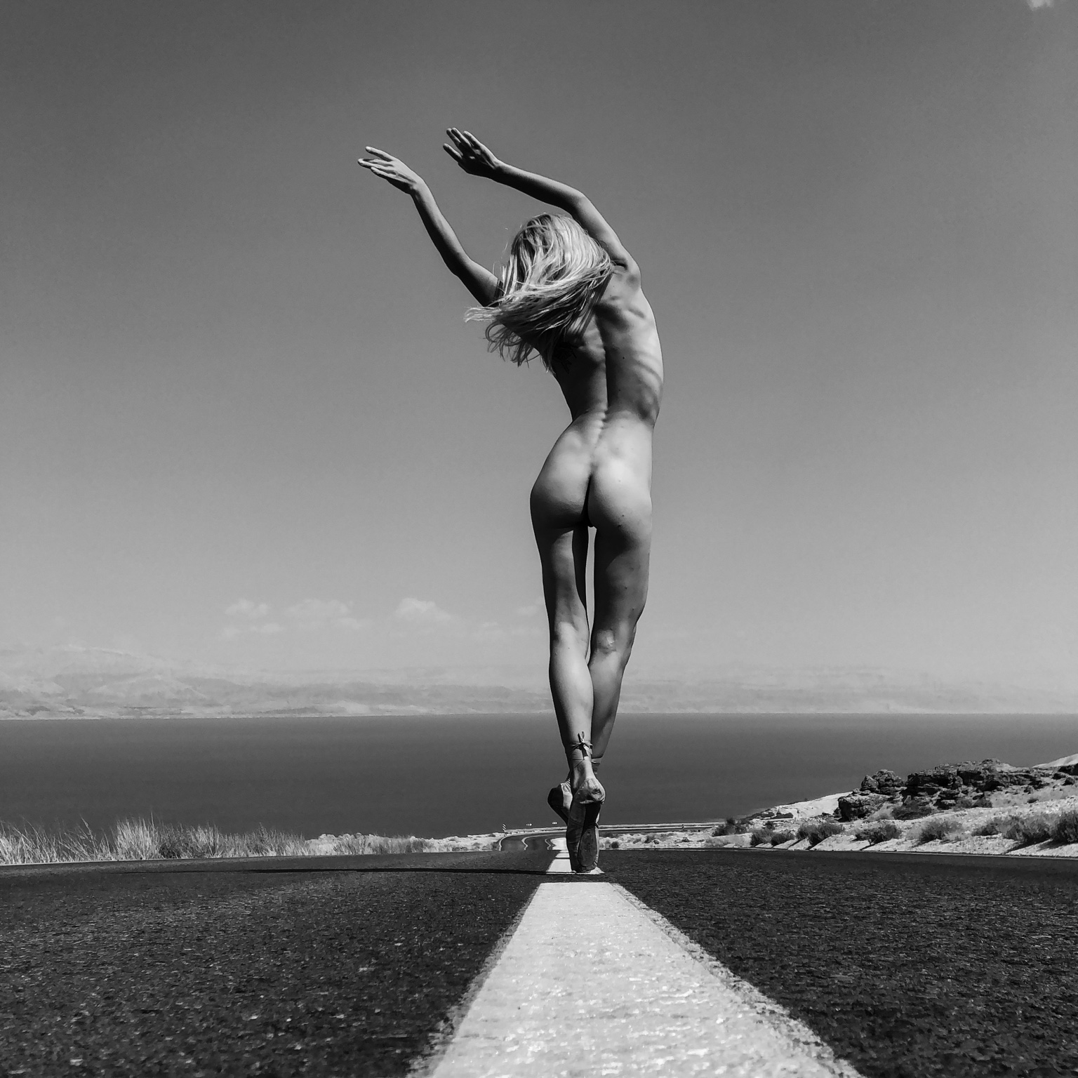 Vanishing Pointe — fine art photography by Eran Yerushalmi, CHIEF