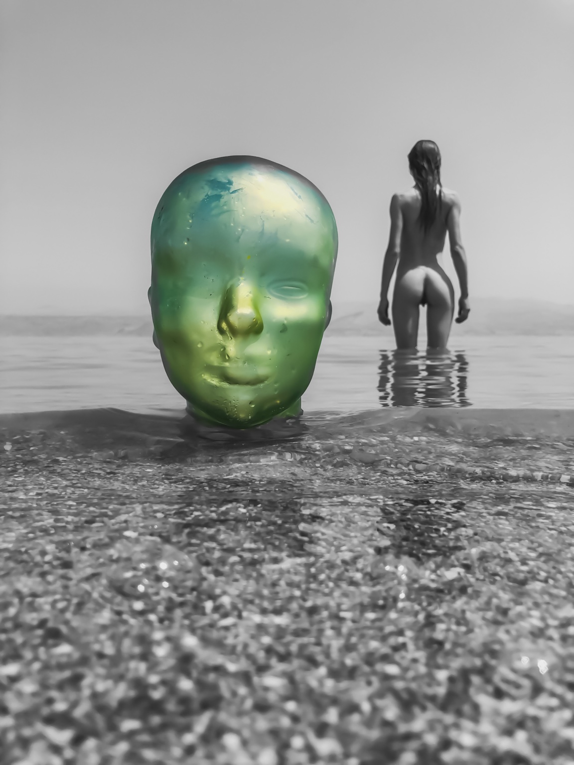 The Face She Left Behind — תמונה לסלון וצילום אמנותי ישראלי מאת ערן ירושלמי