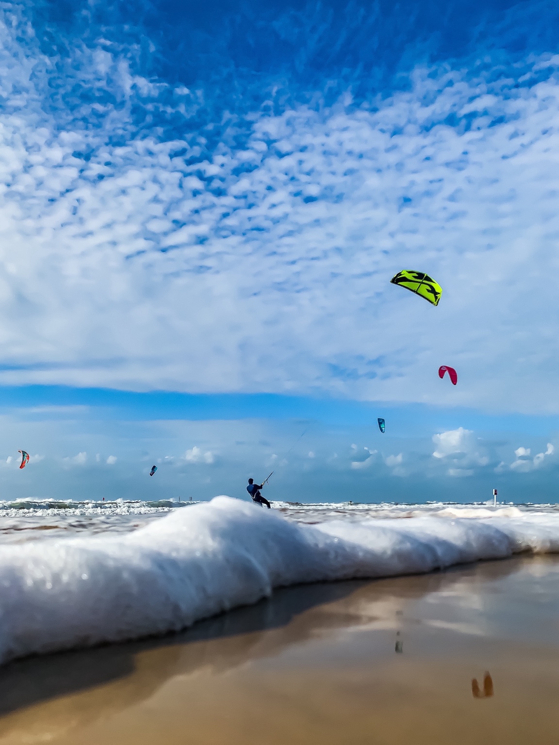 Right on the Wave — fine art photography by Eran Yerushalmi, CHIEF