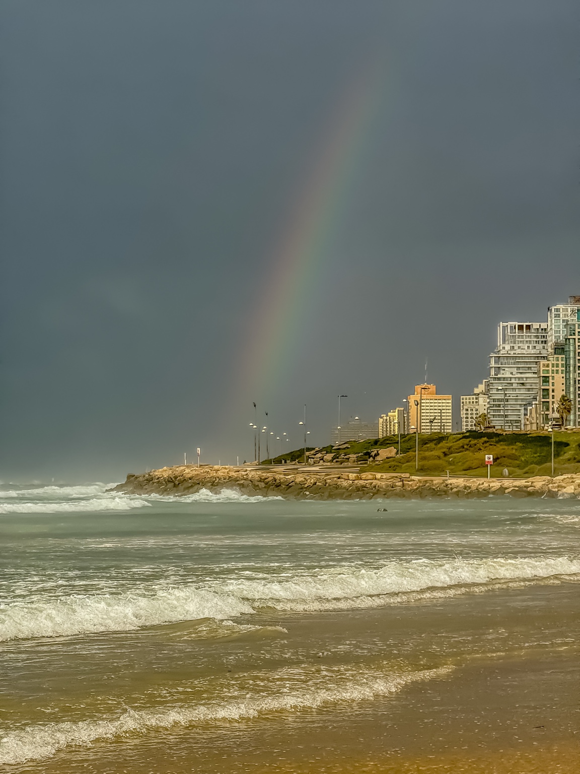 Hope, Barely Visible — יצירת צילום אמנותי מאת ערן ירושלמי, ערן צ׳יף (CHIEF)